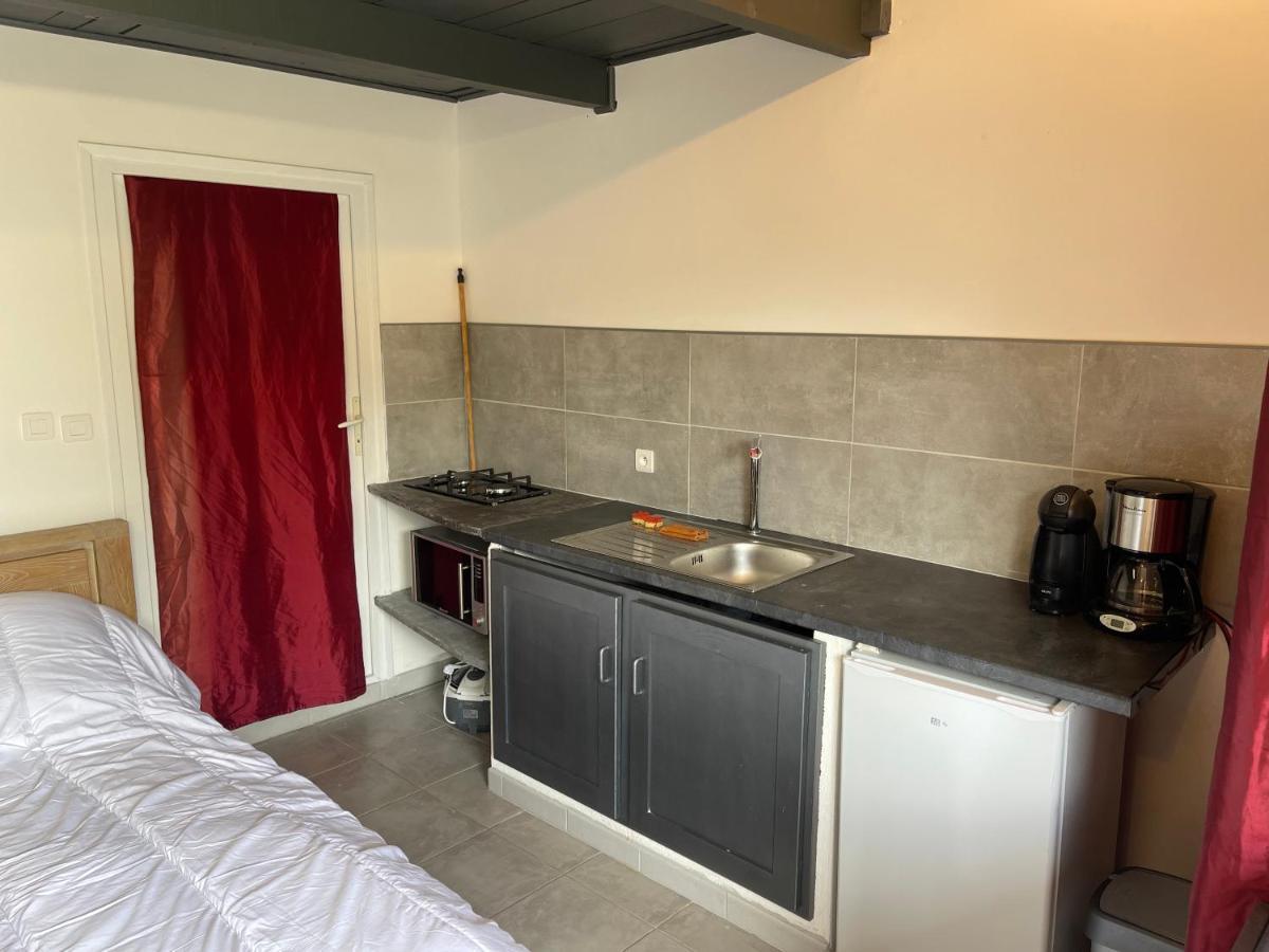 Proche Ajaccio Maisonnette Independante 4 Personnes Au Calme Alata Exterior photo